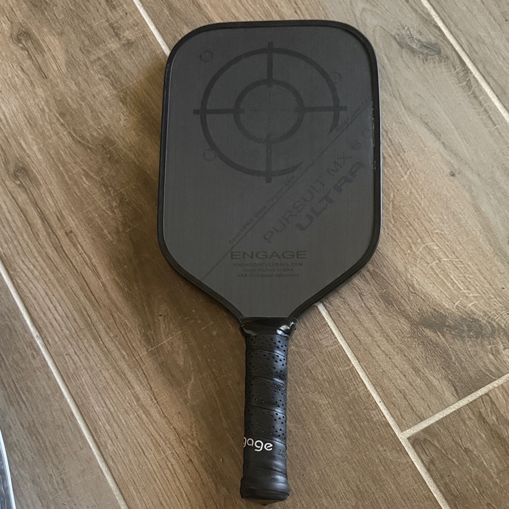 Engage Pursuit MX 6.0 Ultra Carbon Fiber Pickleball Paddle. Lightweight.